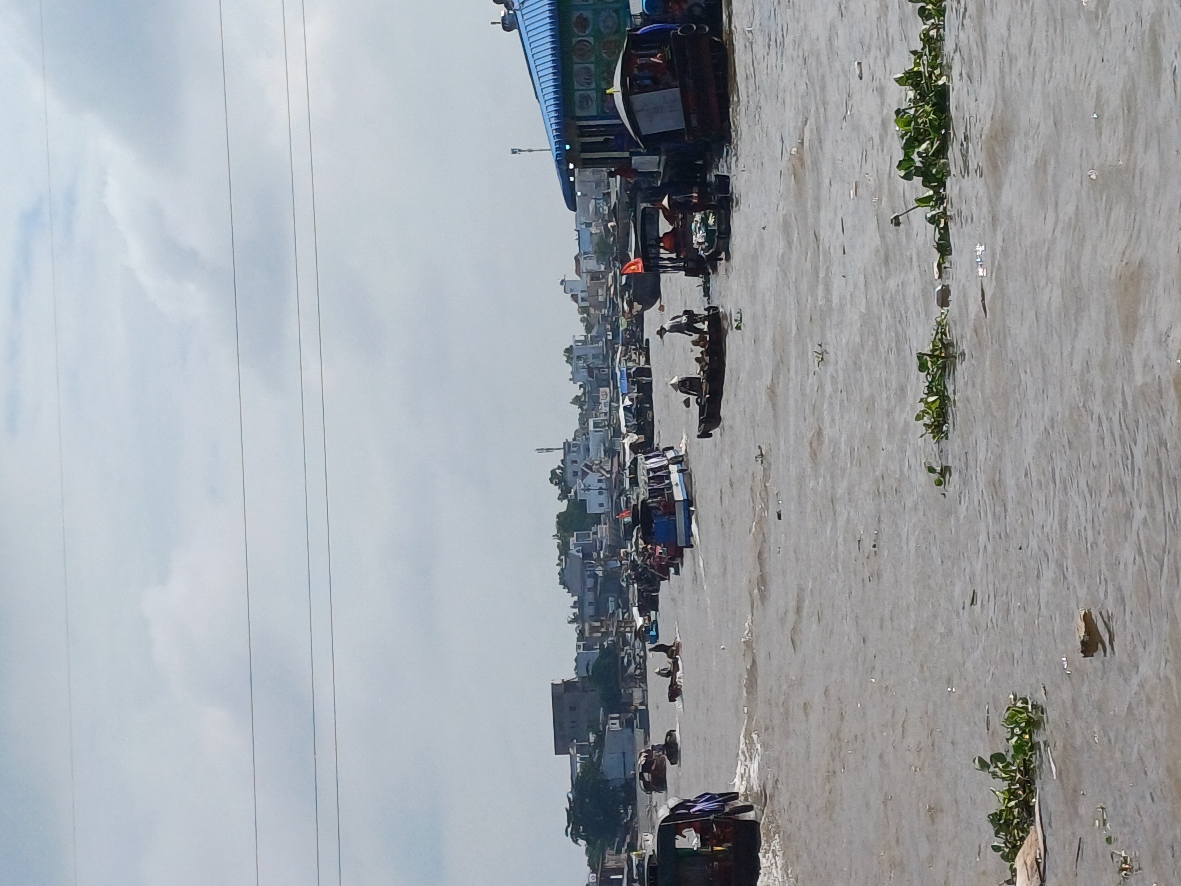 Cai Ring Floating Market